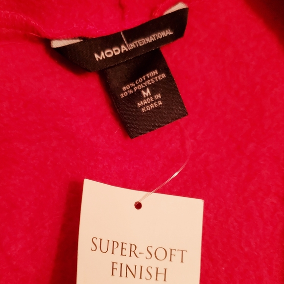 NWT Moda International Women’s MEDIUM Sweater Full Zip Attached Scarf Sn… - Picture 6 of 12